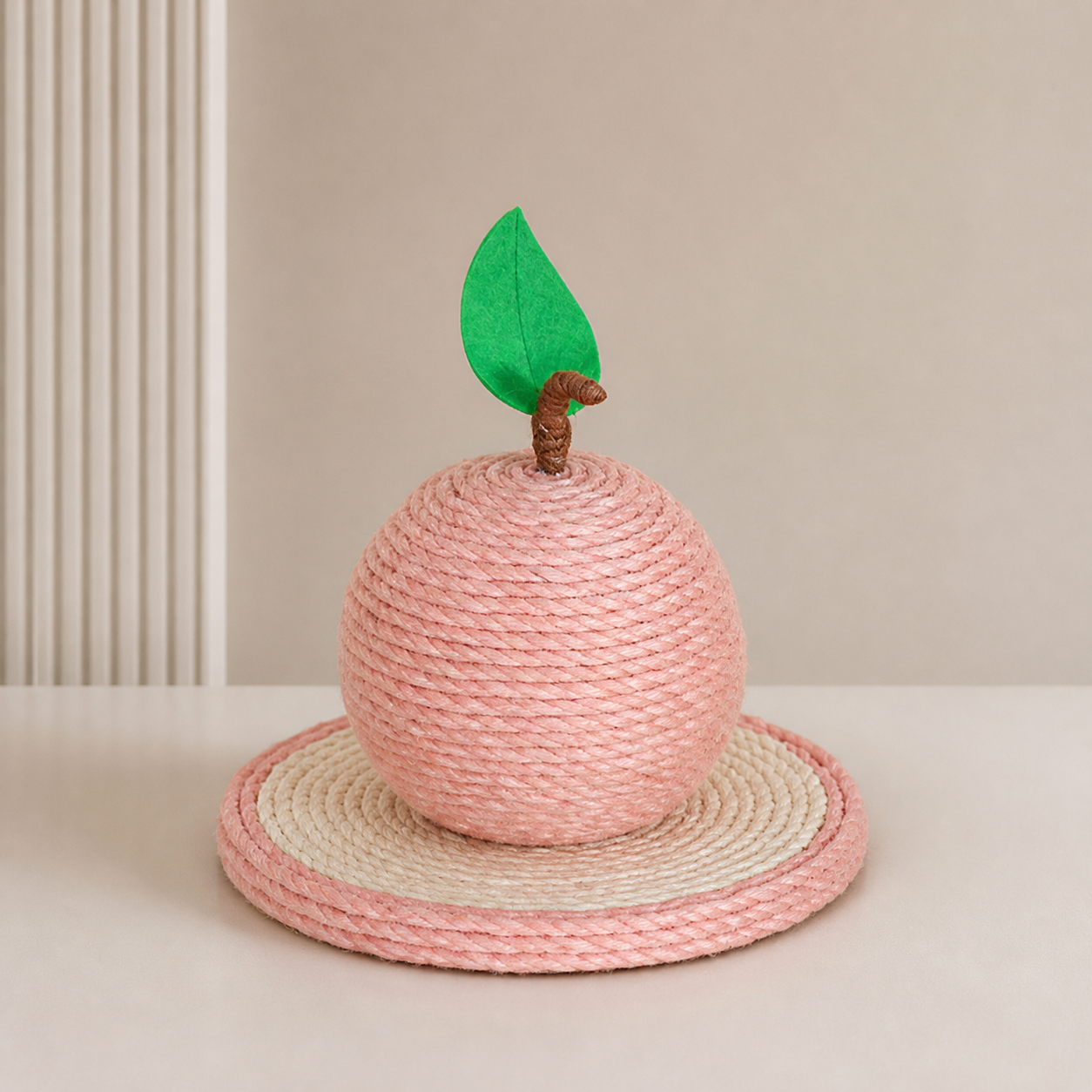 Cat Scratch Orange made of Sisal