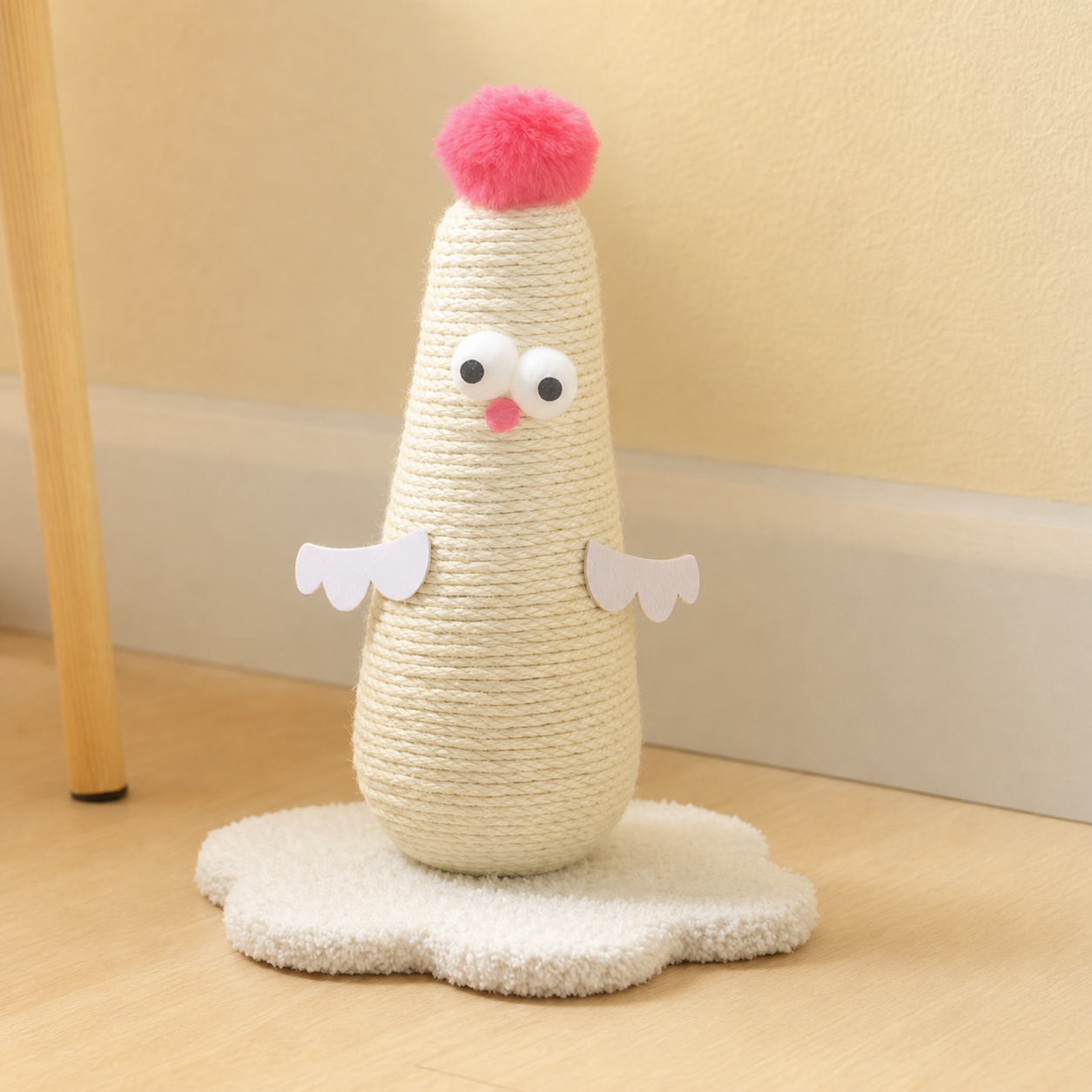 Sisal Cat Scratching Post in Chicken Design
